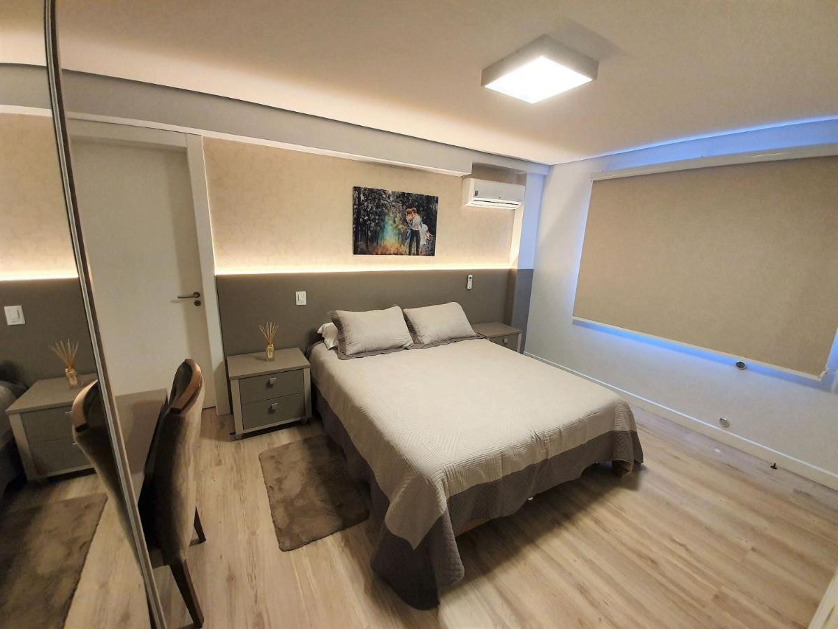 Apto De Luxo A 300Mts Rua Coberta, 2 Suites, Mobiliado E Equipado กรามาโด ภายนอก รูปภาพ